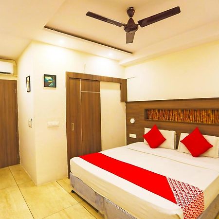 Oyo 62700 Hotel Surya Inn Panipat Ngoại thất bức ảnh
